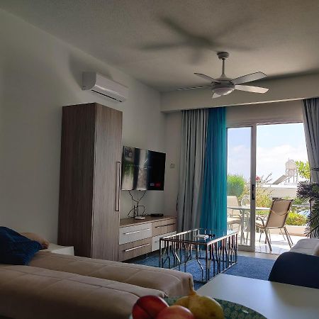 Lovely 1-Bedroom Unit @ Fabulous Location Paphos Extérieur photo