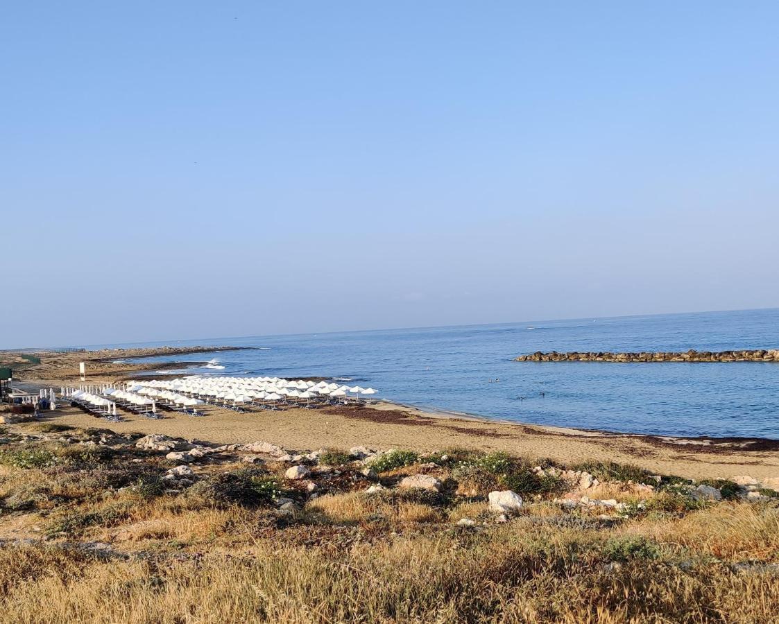 Lovely 1-Bedroom Unit @ Fabulous Location Paphos Extérieur photo